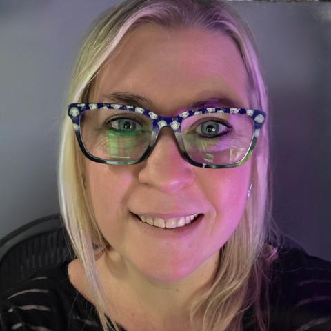 Headshot of Cecilia Kretz.